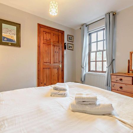 Salty Dog Cottage Whitby Exteriör bild